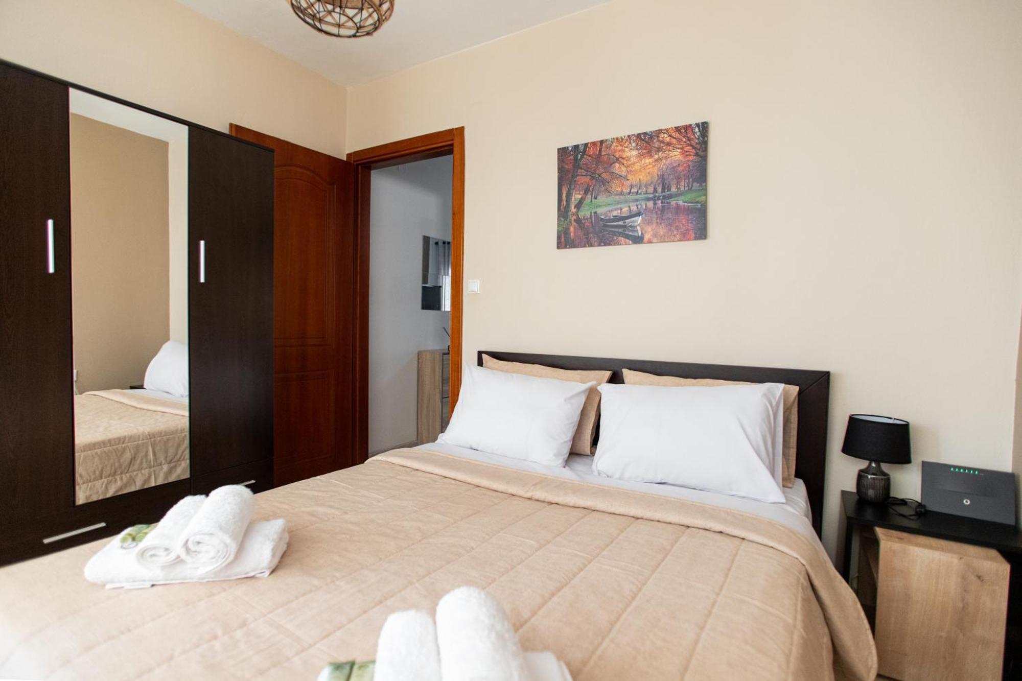 Unique Modern Apartment อเล็กซานโดรโพลิส ภายนอก รูปภาพ