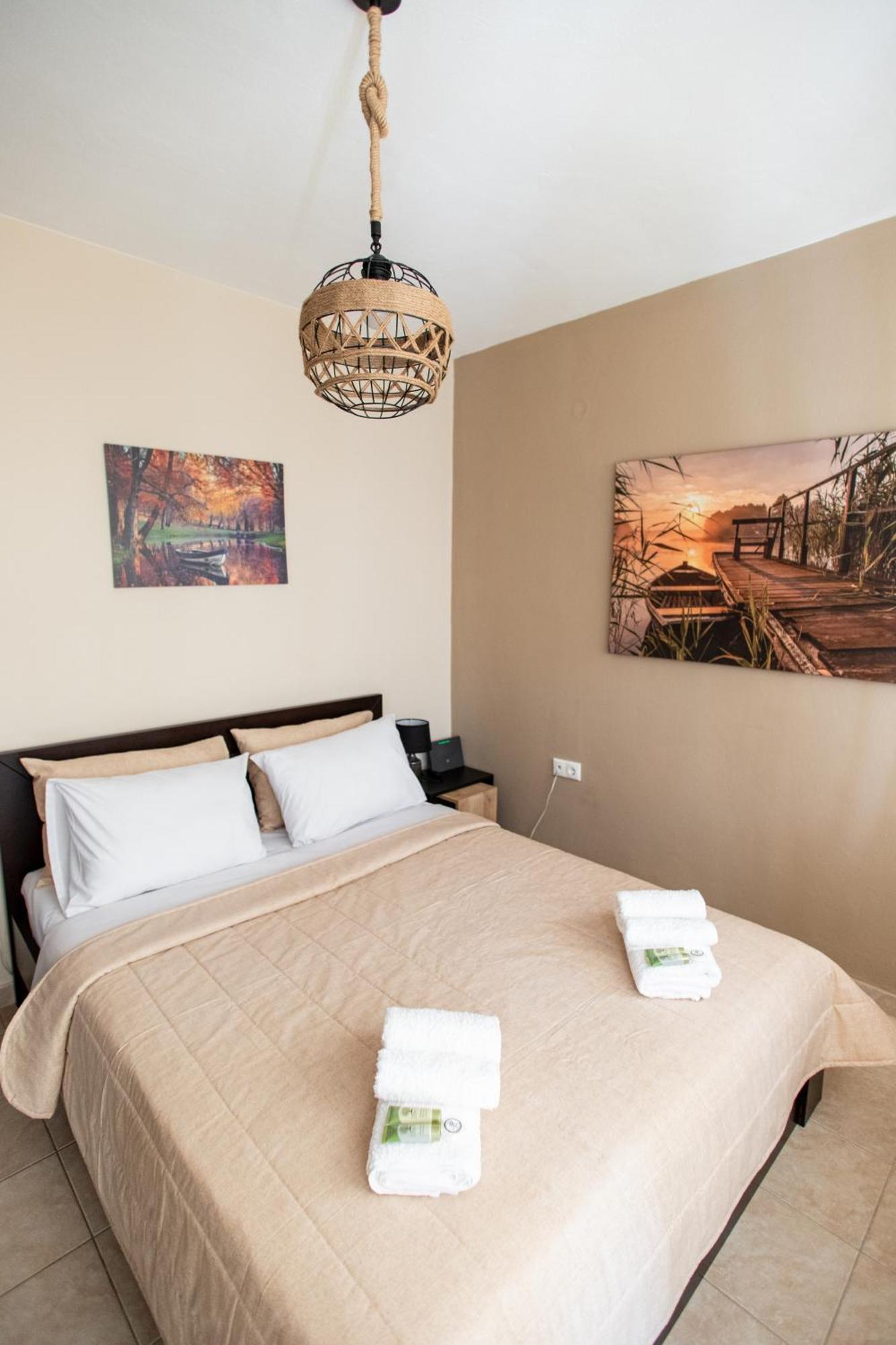 Unique Modern Apartment อเล็กซานโดรโพลิส ภายนอก รูปภาพ