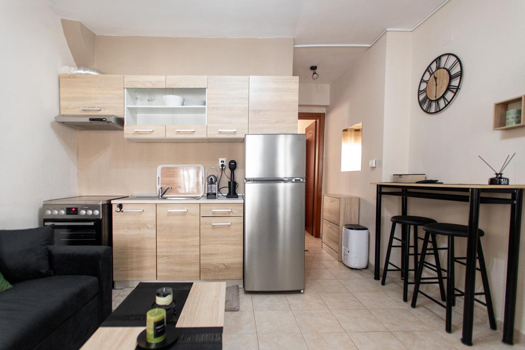 Unique Modern Apartment อเล็กซานโดรโพลิส ภายนอก รูปภาพ